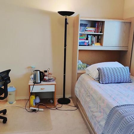 Helen'S House / Close To Skytrain And Airport Vancouver Luaran gambar
